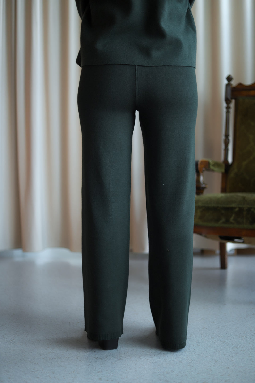 Thamira Pants Rosin