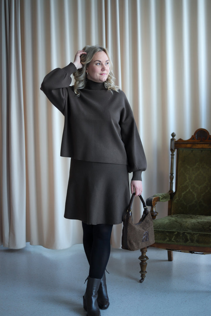 Mercy East Skirt Slate