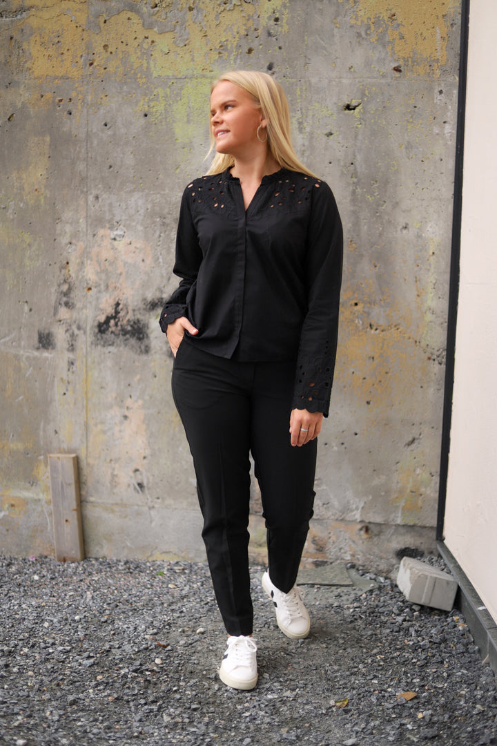 Julia FV 285 Black Ankle