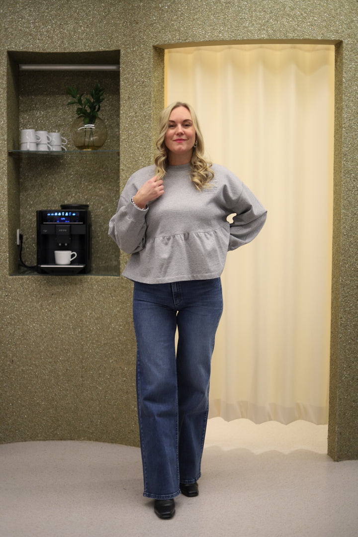 Isoli Crewneck With Peplum Paloma