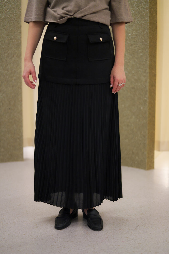Calcarea Shennia Skirt Black