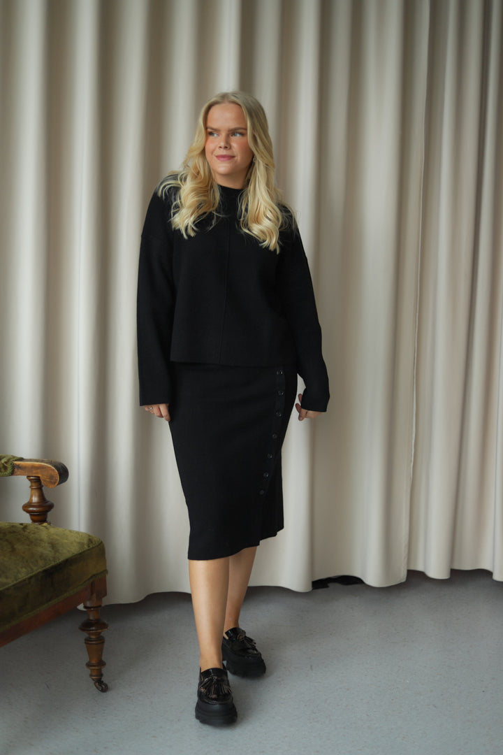 Maya Merino Skirt Black