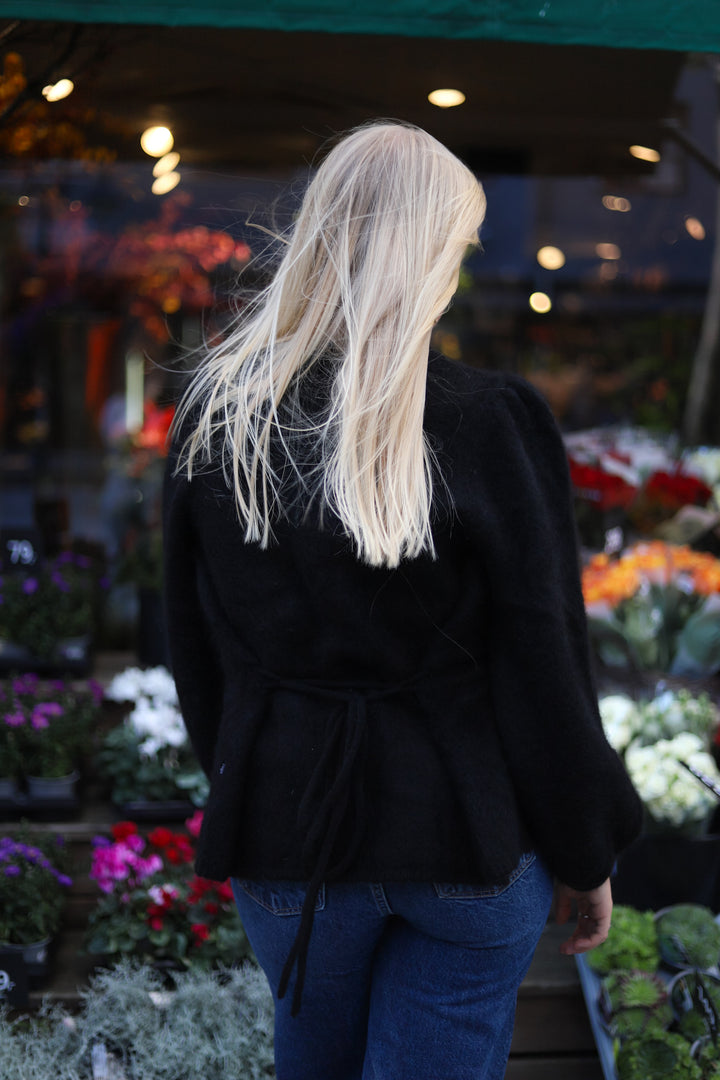 Fredrikke Chunky Cardigan Black