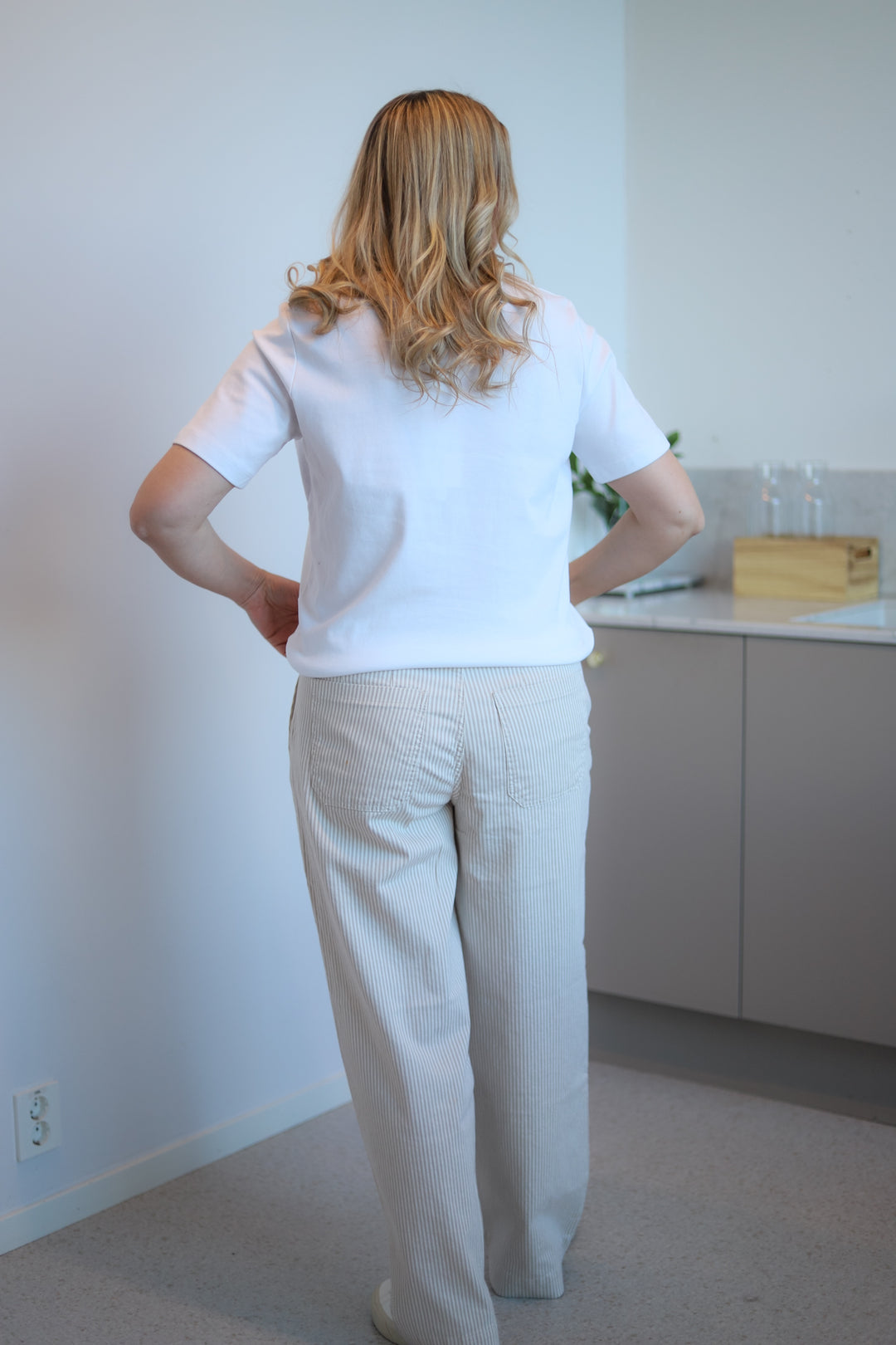 Erika FV 825 Oat Milk Stripe Regular