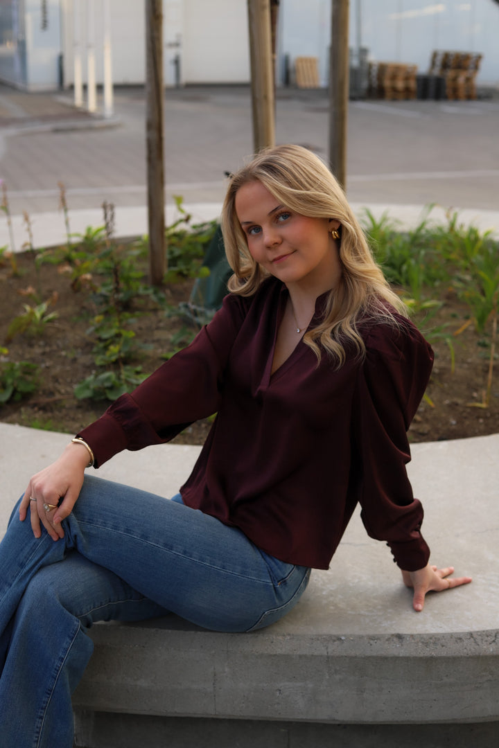 Rosslyn Heavy Sateen Blouse Burgundy