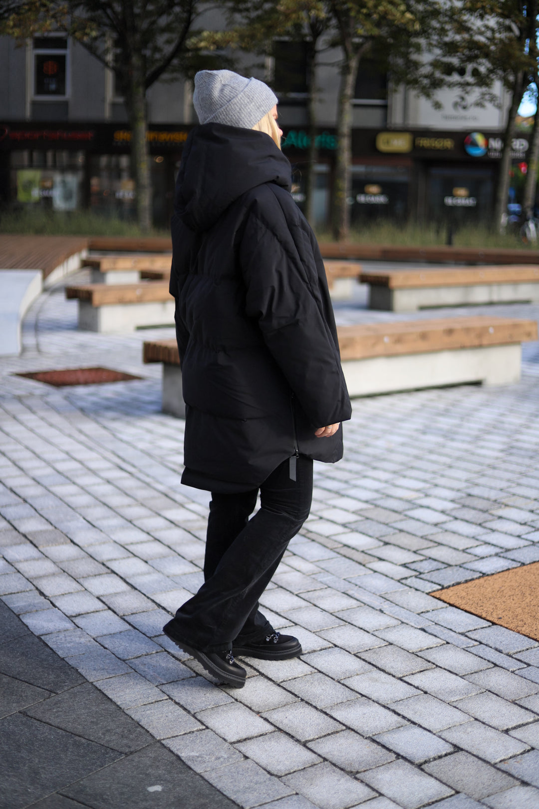 Spitsbergen Jacket Black