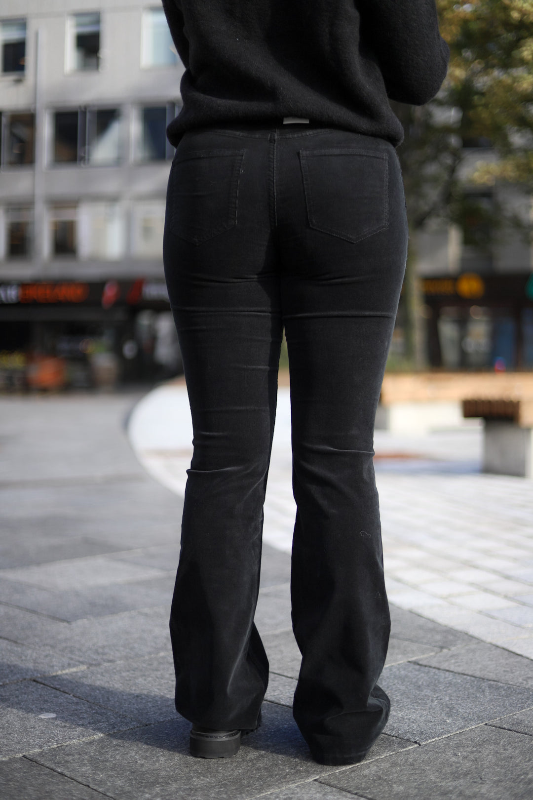 Naomi FV 618 Black Fine Corduroy
