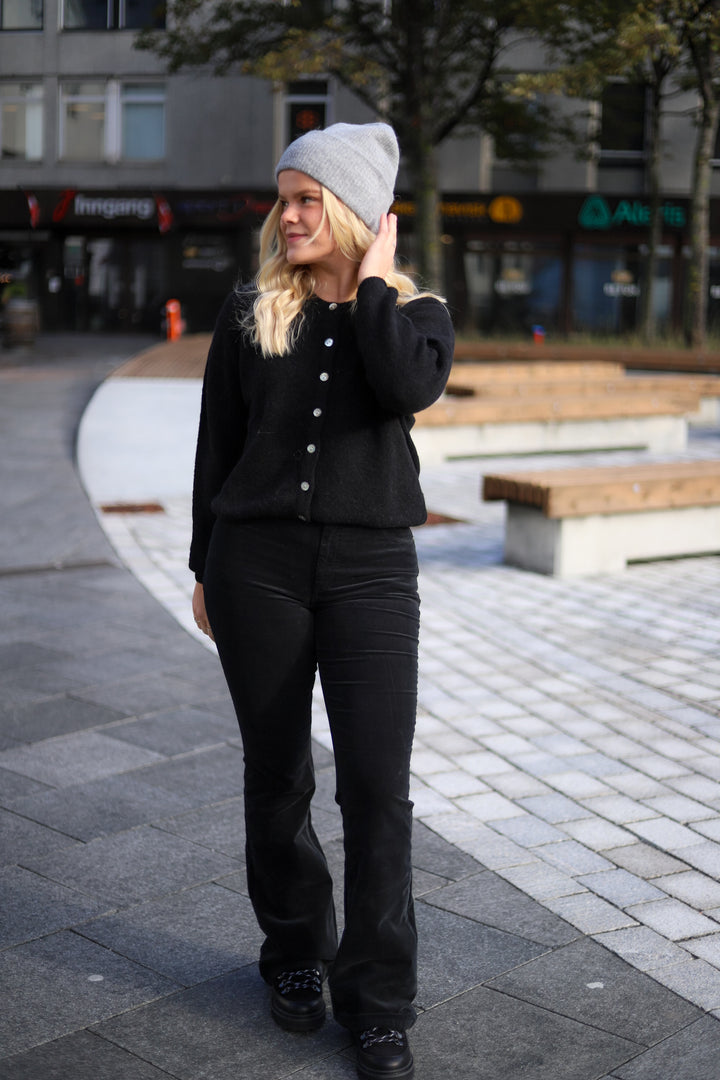 Naomi FV 618 Black Fine Corduroy
