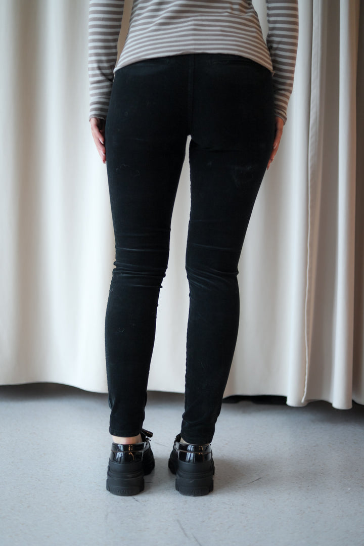 Jolie FV Pure 618 Black Fine Corduroy