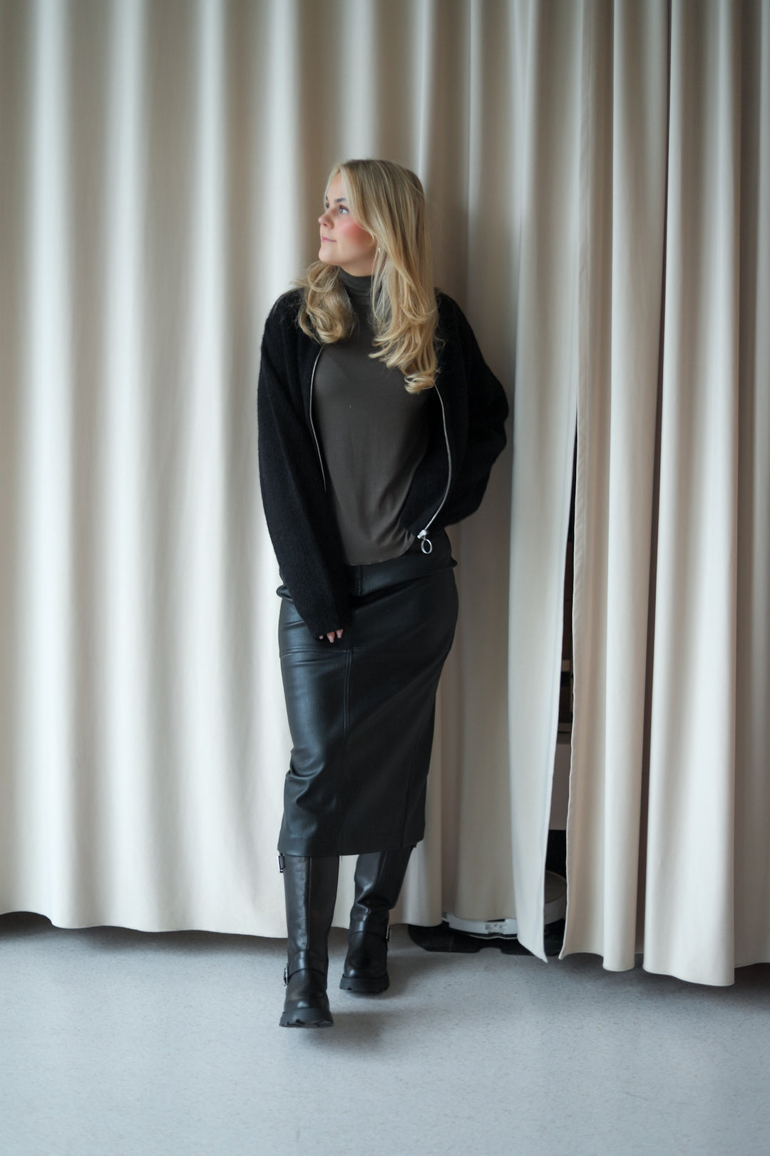 Ancona Faux Leather Black