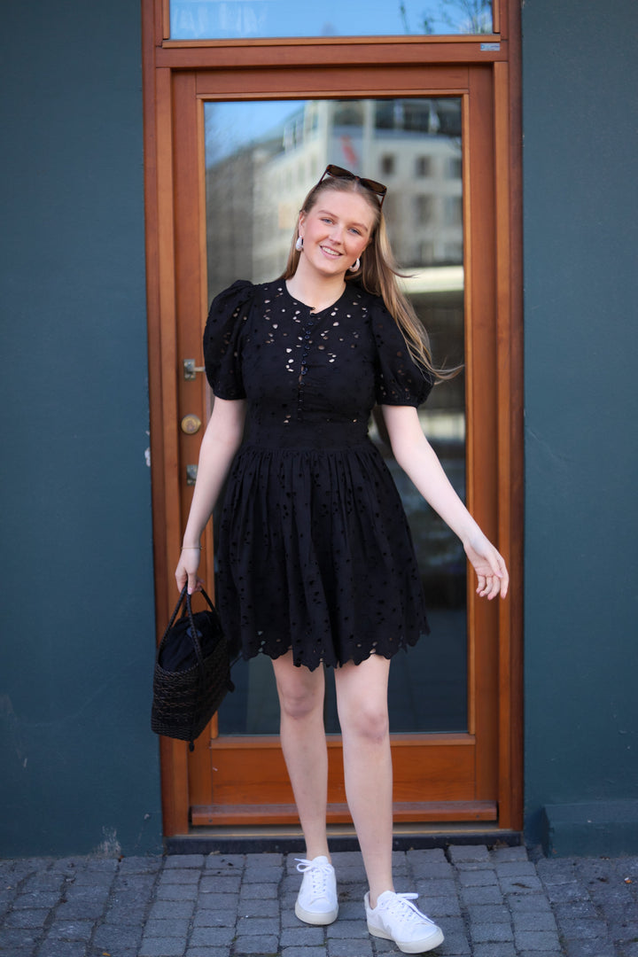 Broderie Anglaise Puffed Dress Black
