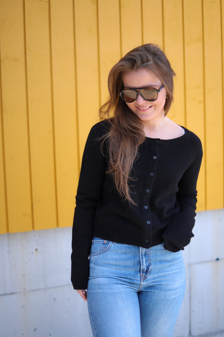 Astrid Cash Cardigan Black