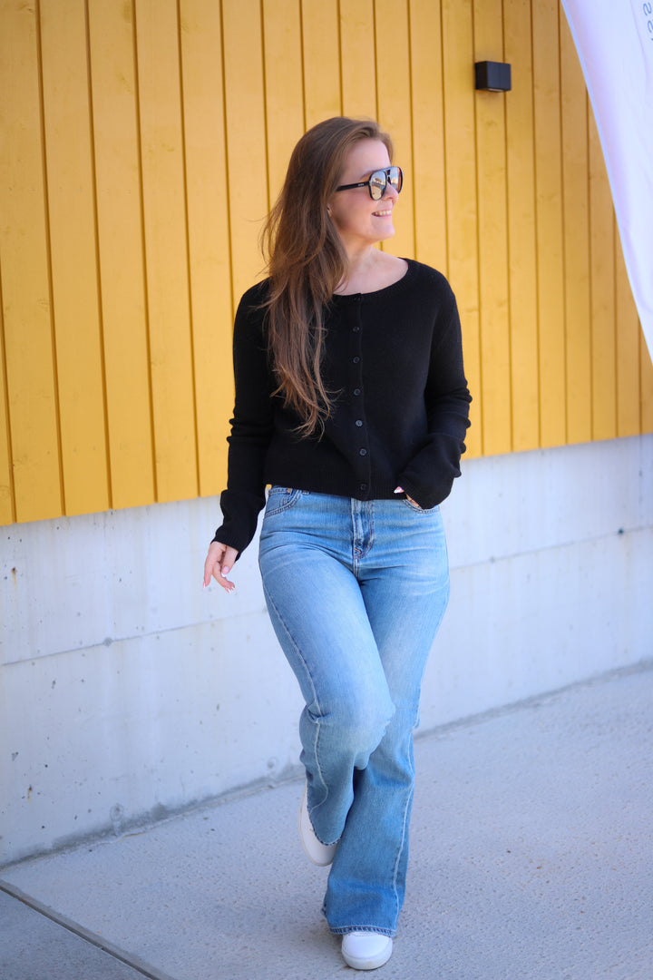 Astrid Cash Cardigan Black