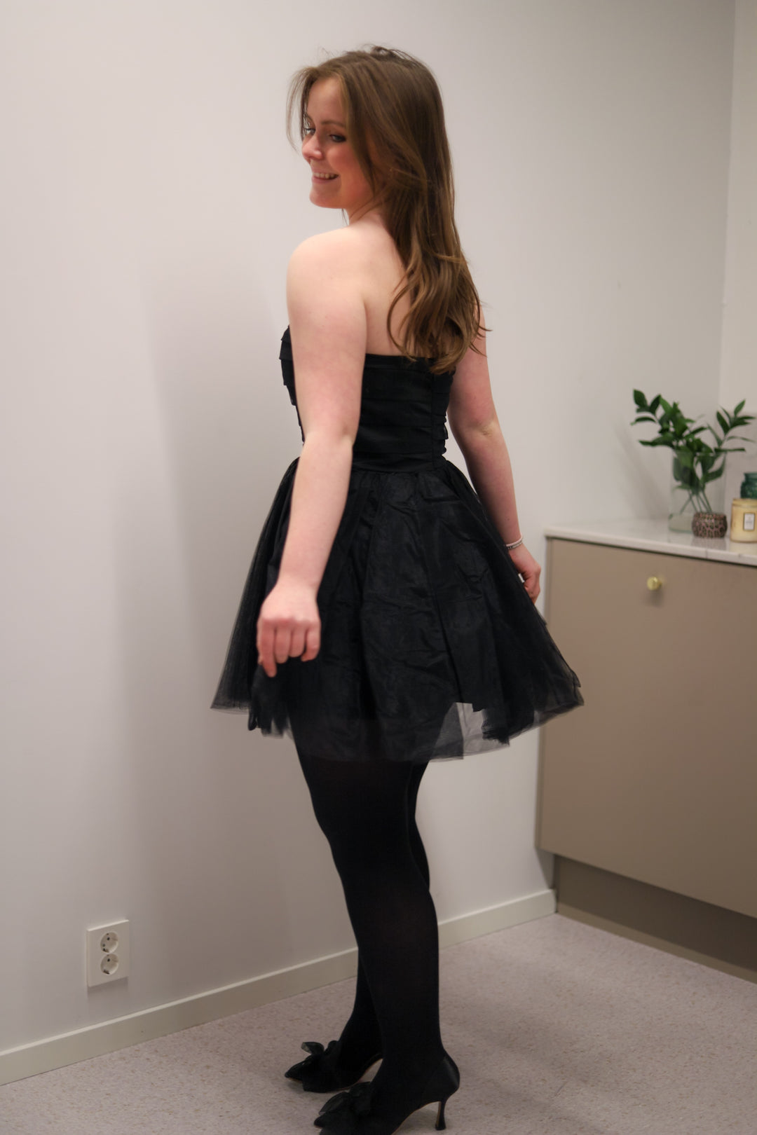 Swan Dress Short Black