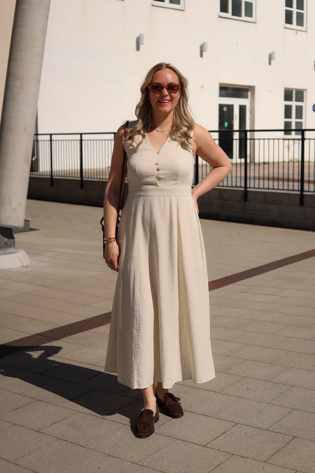 Daria SL V Dress Sand Melange