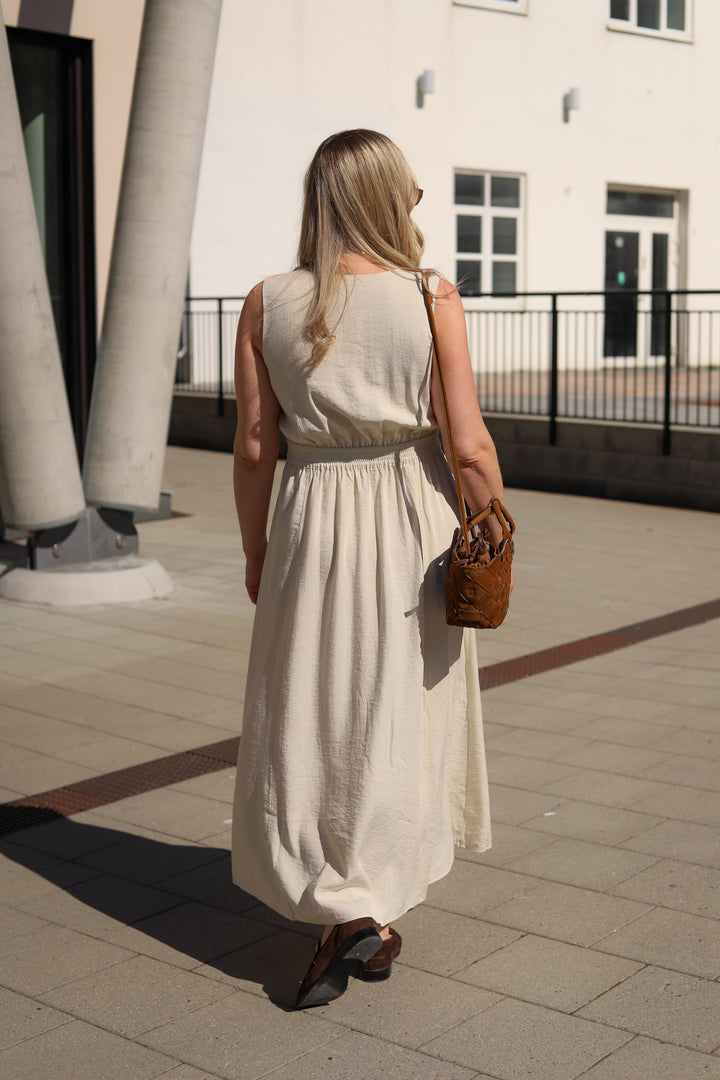 Daria SL V Dress Sand Melange