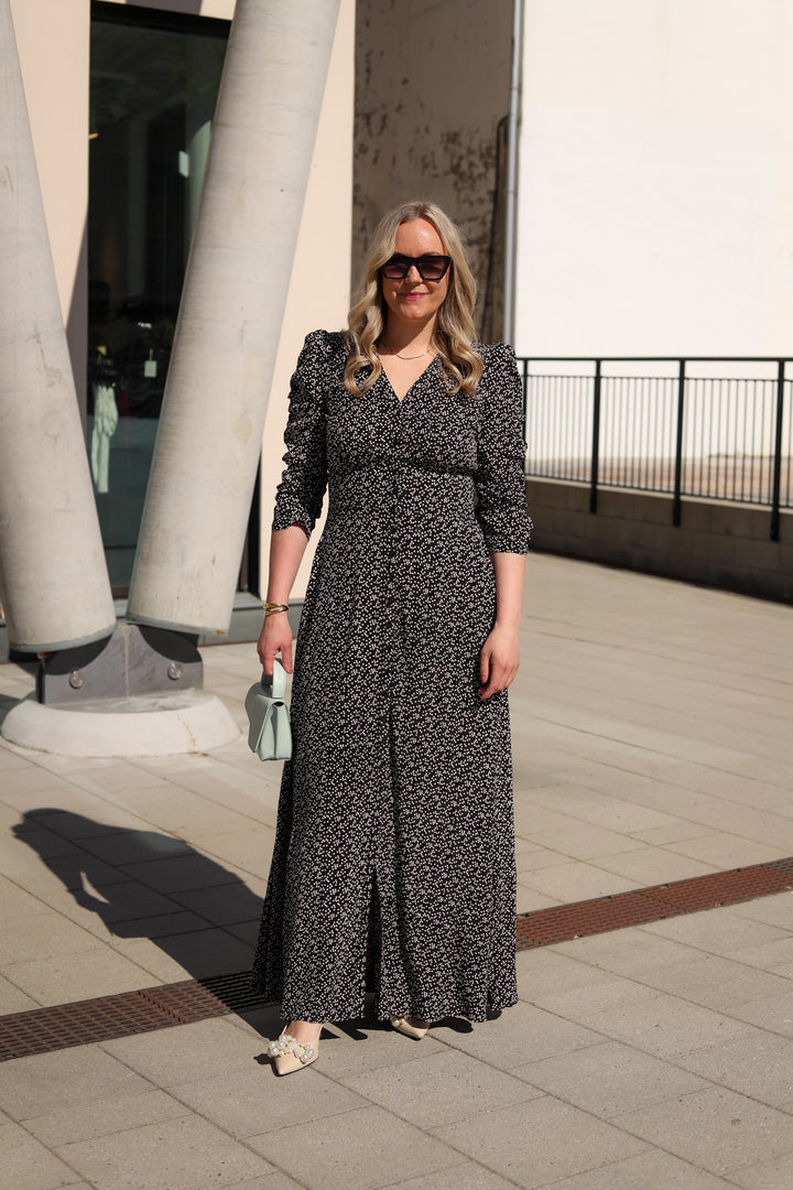 Spring Button-Down Dress Black Dots