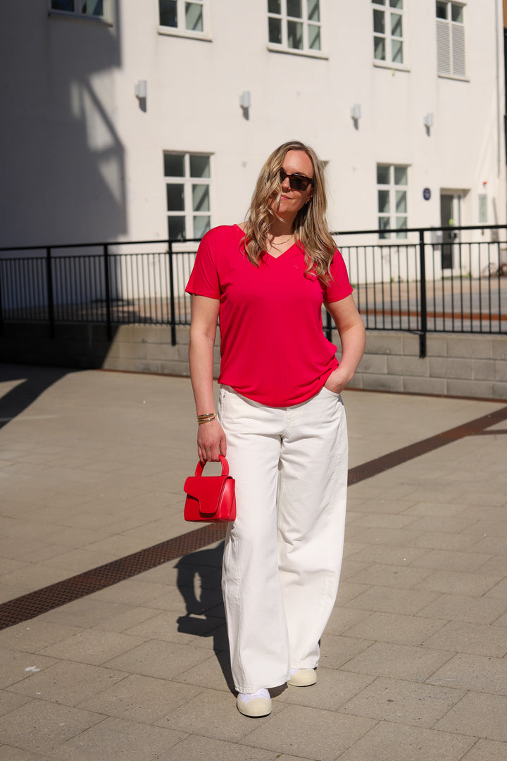 Fenya Modal V Neck Tee Jazzy