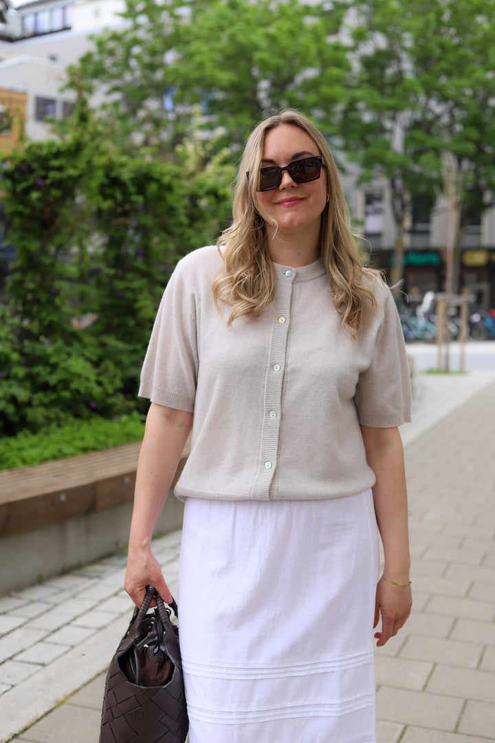 Eloise 19 Cardigan Sand