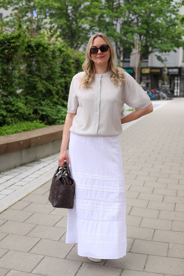 Eloise 19 Cardigan Sand