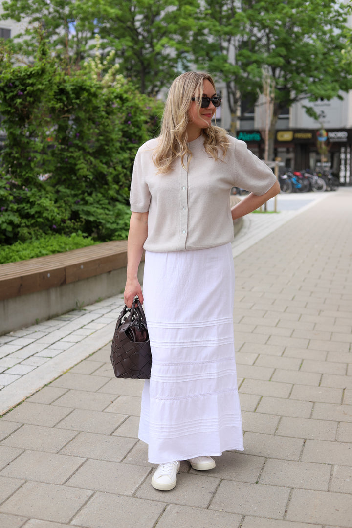 Eloise 19 Cardigan Sand