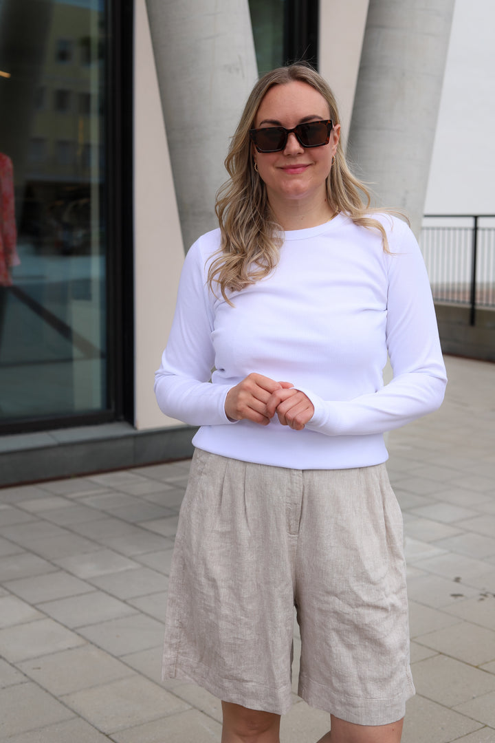 Numbia 3 Long Sleeve White