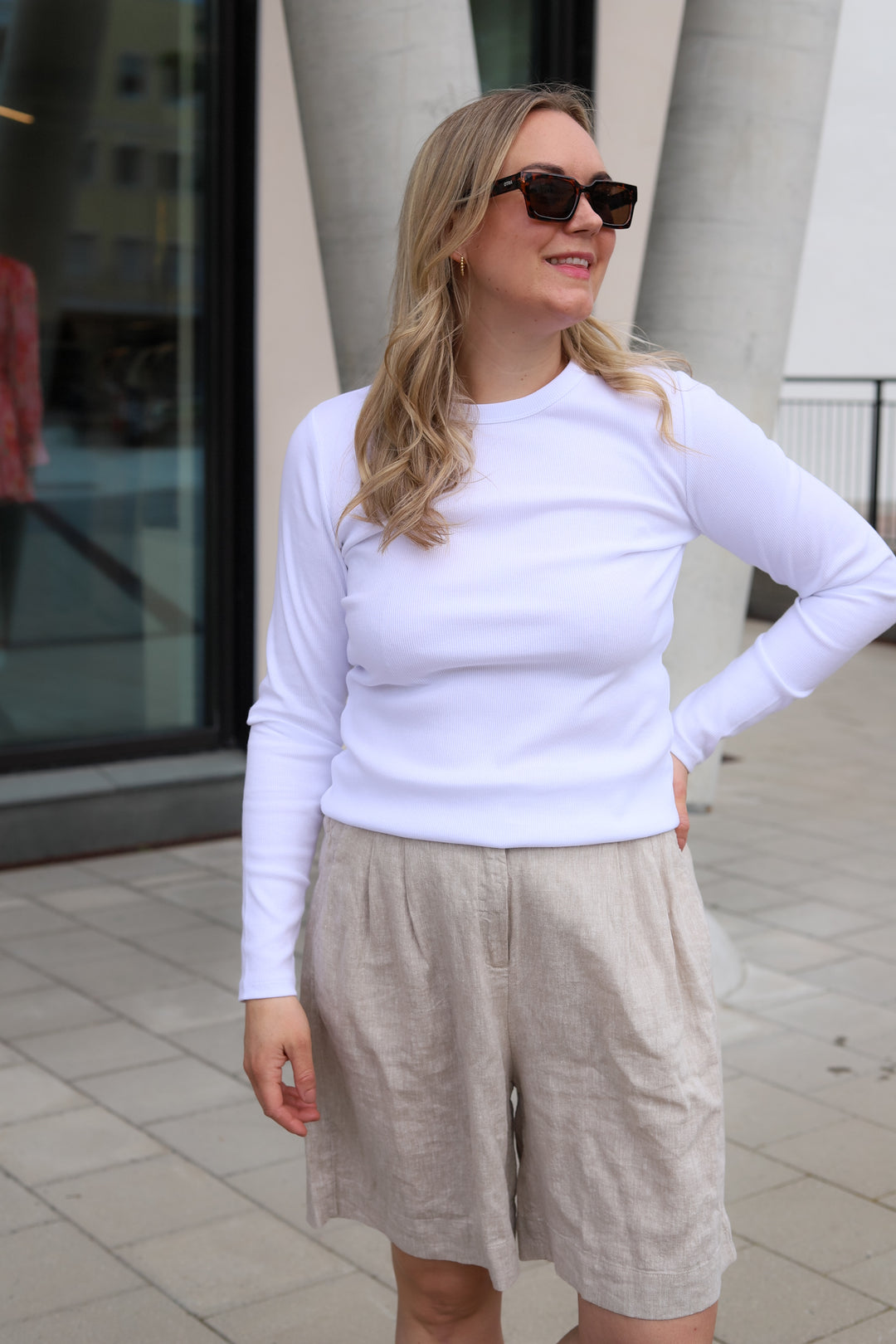 Numbia 3 Long Sleeve White