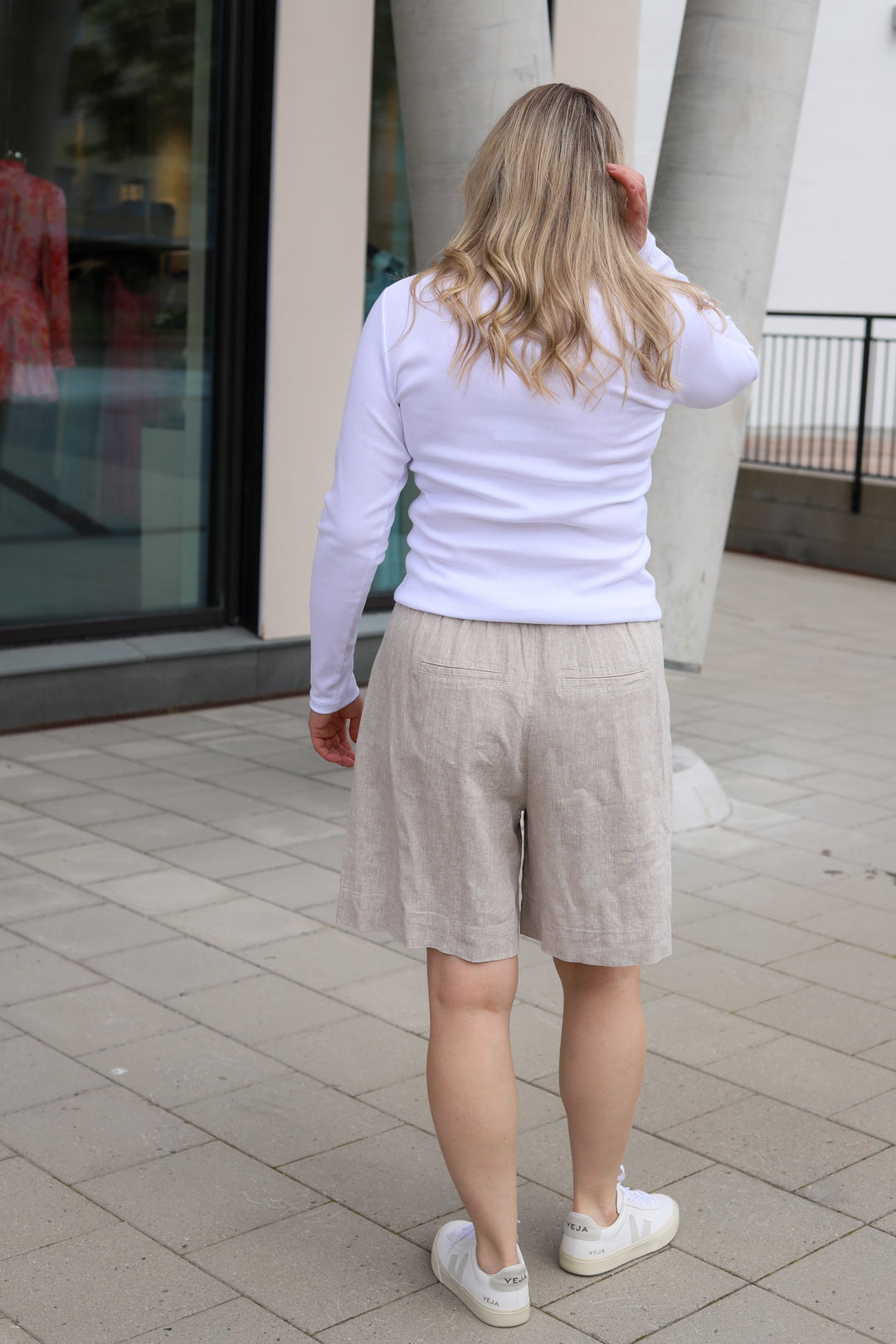 Numbia 3 Long Sleeve White
