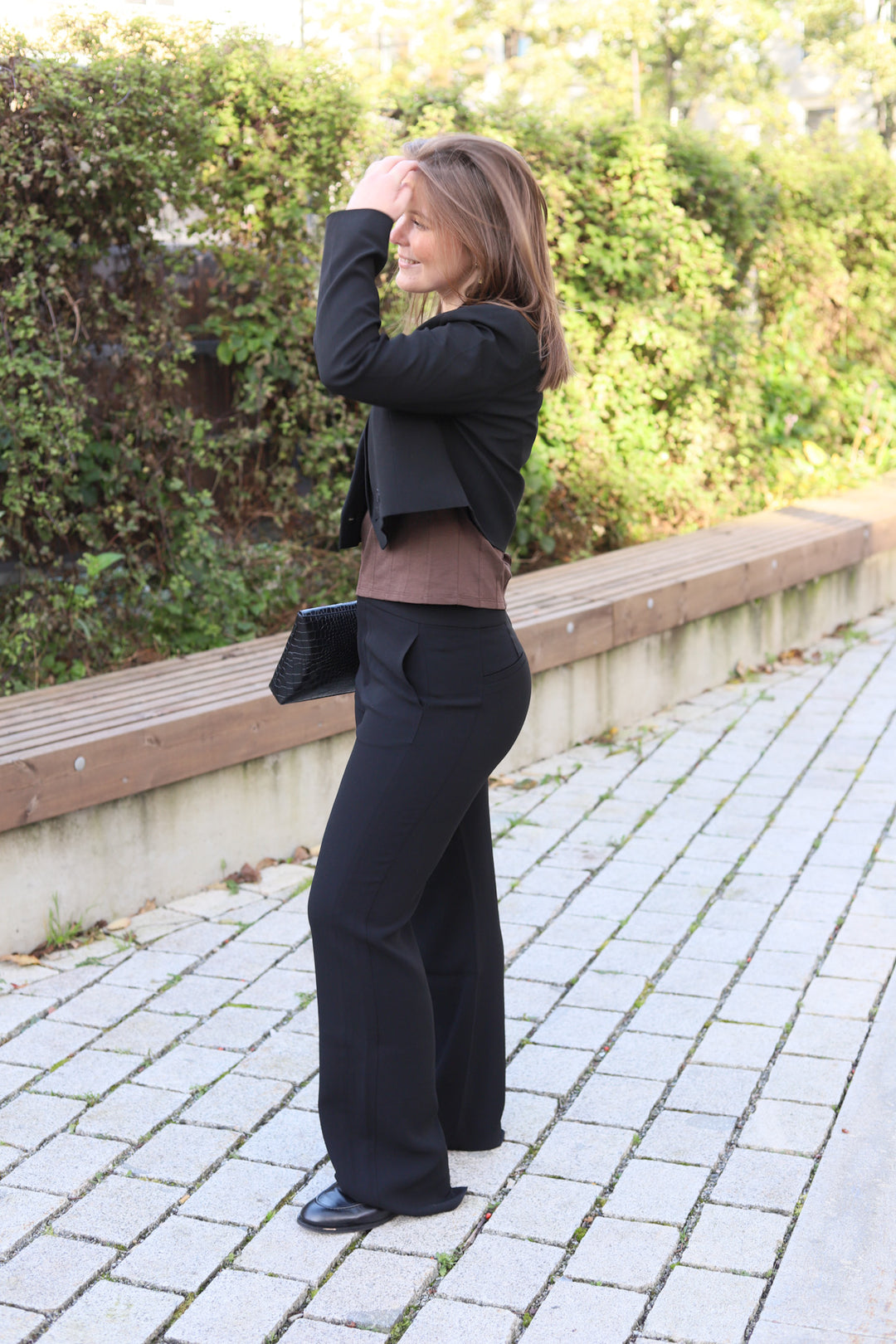 Lela FV 285 Black