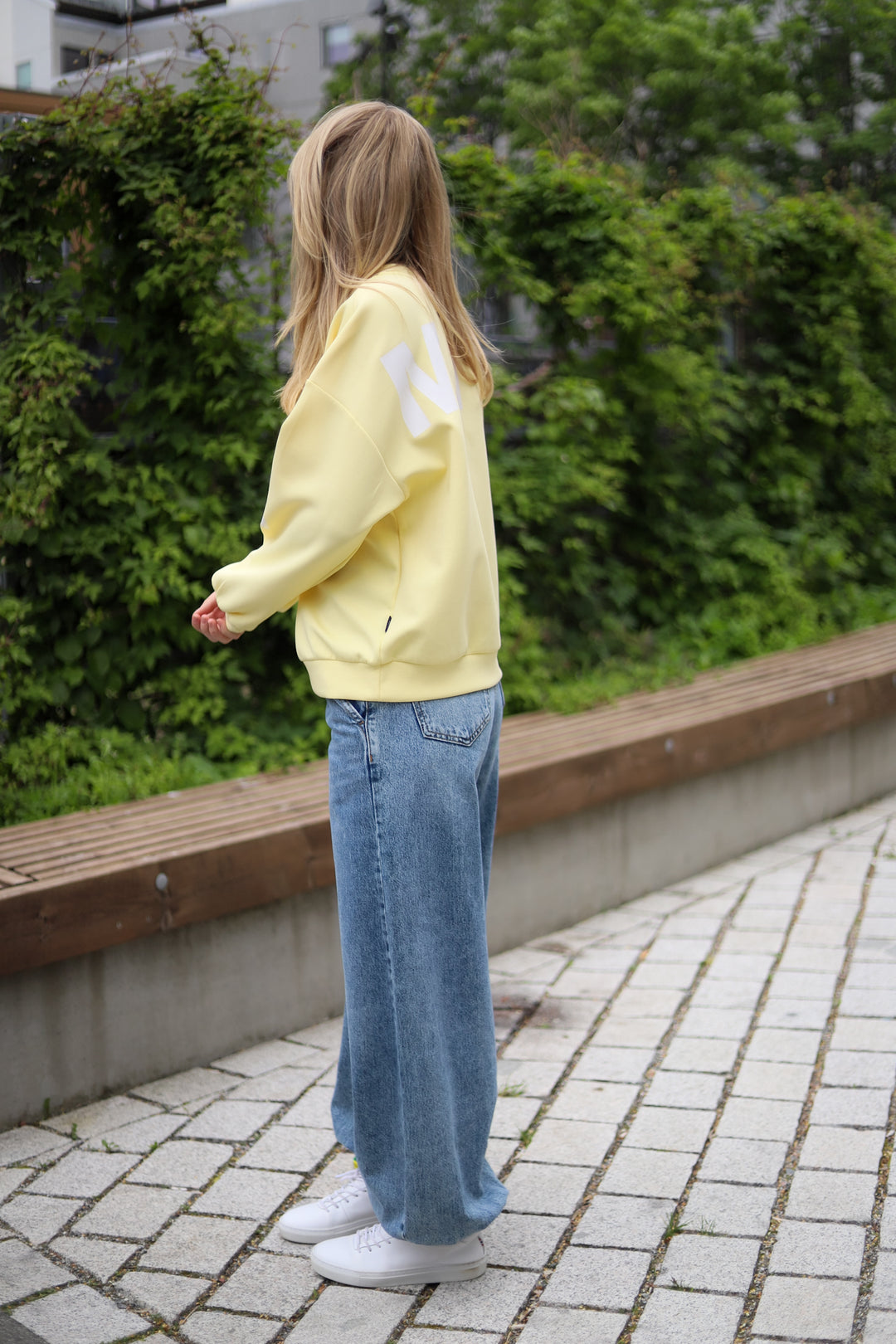 Maxi Split Logo Sweat Pale Yellow