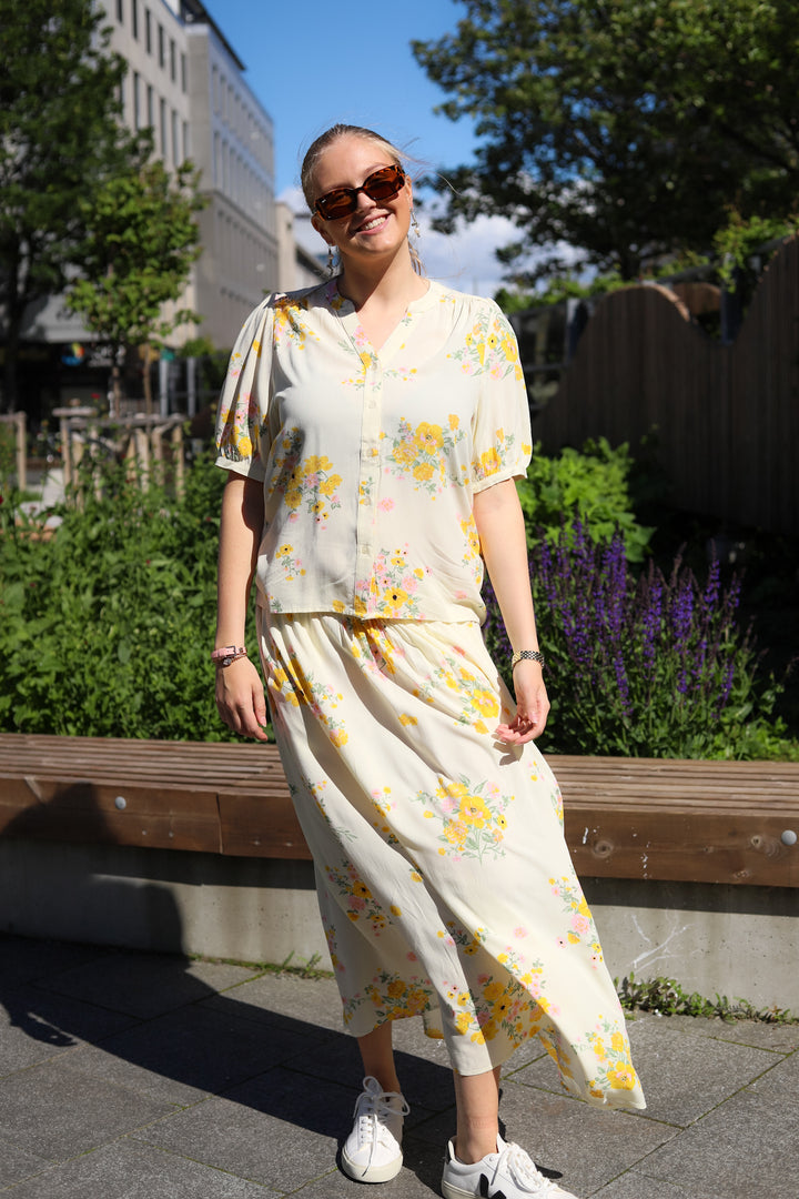 Irene 2/4 Shirt AOP Mimosa Flower