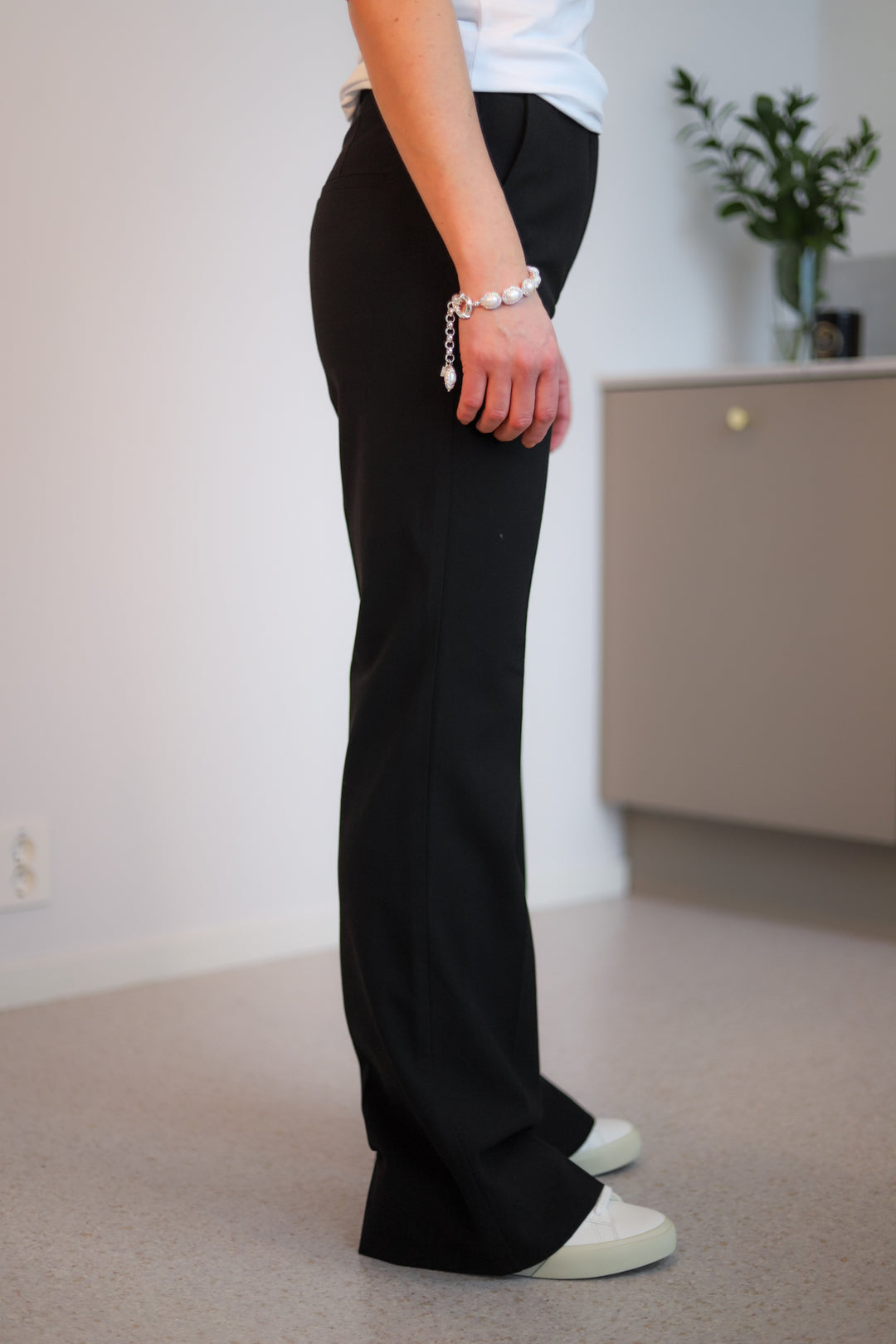 Olivia FV 285 Black Regular