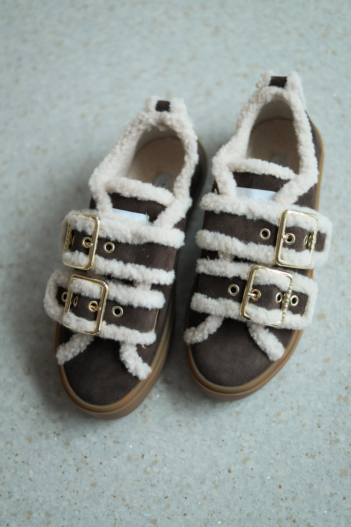 Shearling Low Velcro Buckle Dark Brown