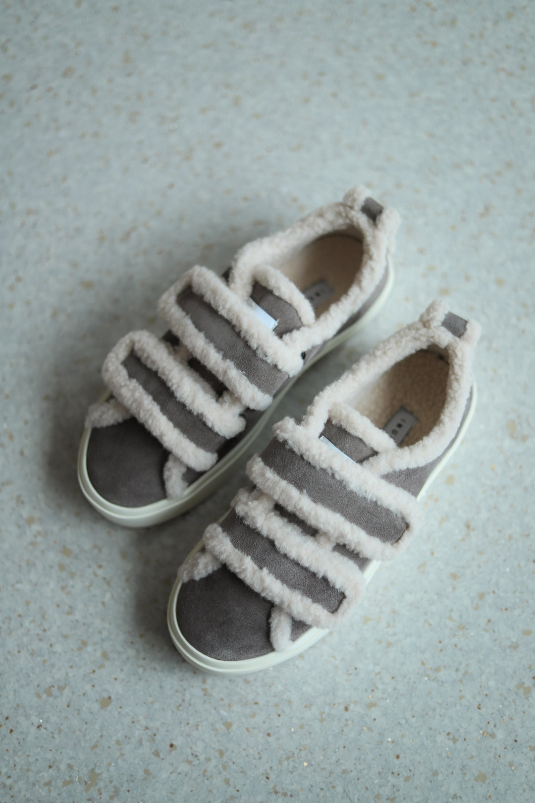 Shearling Low Velcro Grey