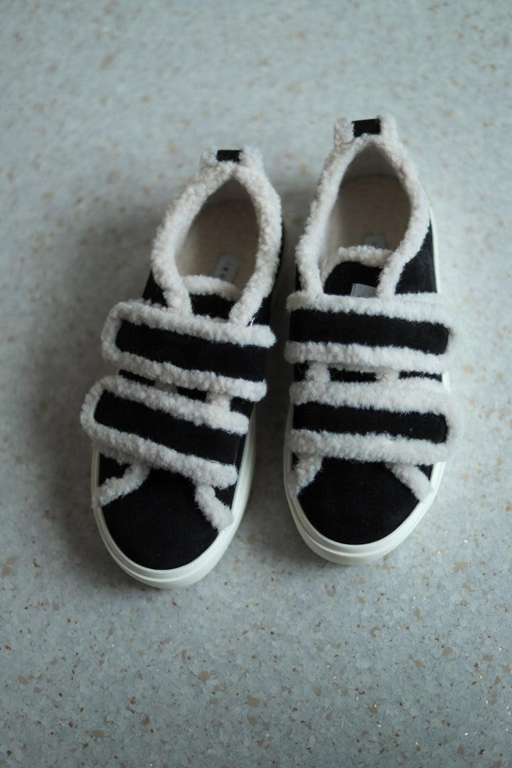 Shearling Low Velcro Black