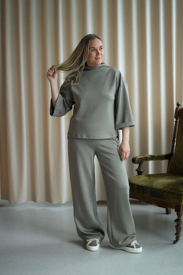 Elle Top Stone Sand
