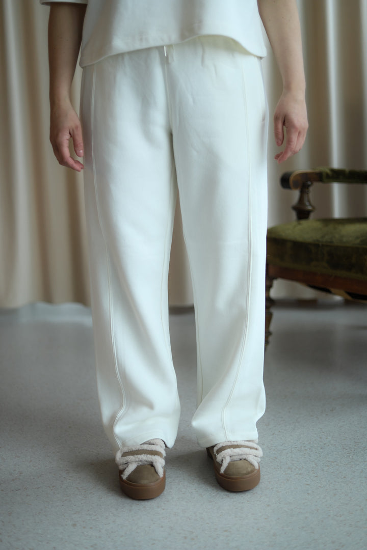 Nuka 15 Pant Offwhite