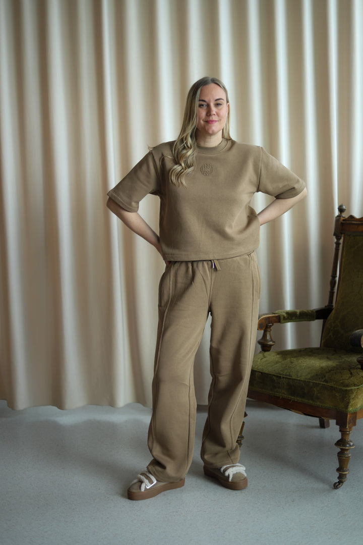 Nuka 15 Pant Brown