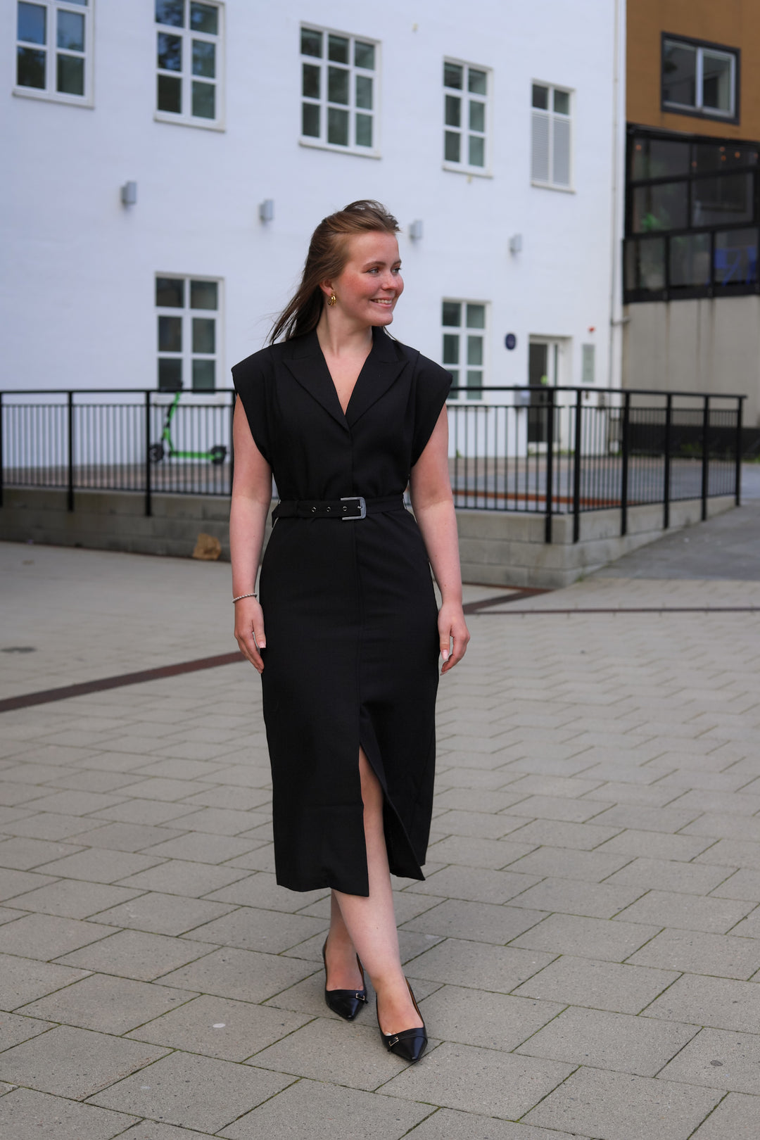 Beverly Belted Dress Black