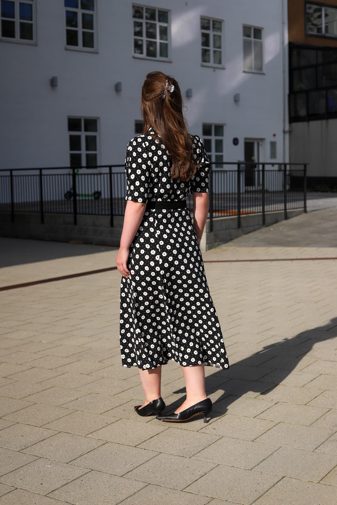 Charlotte Floral Dress Creme Fleur Black
