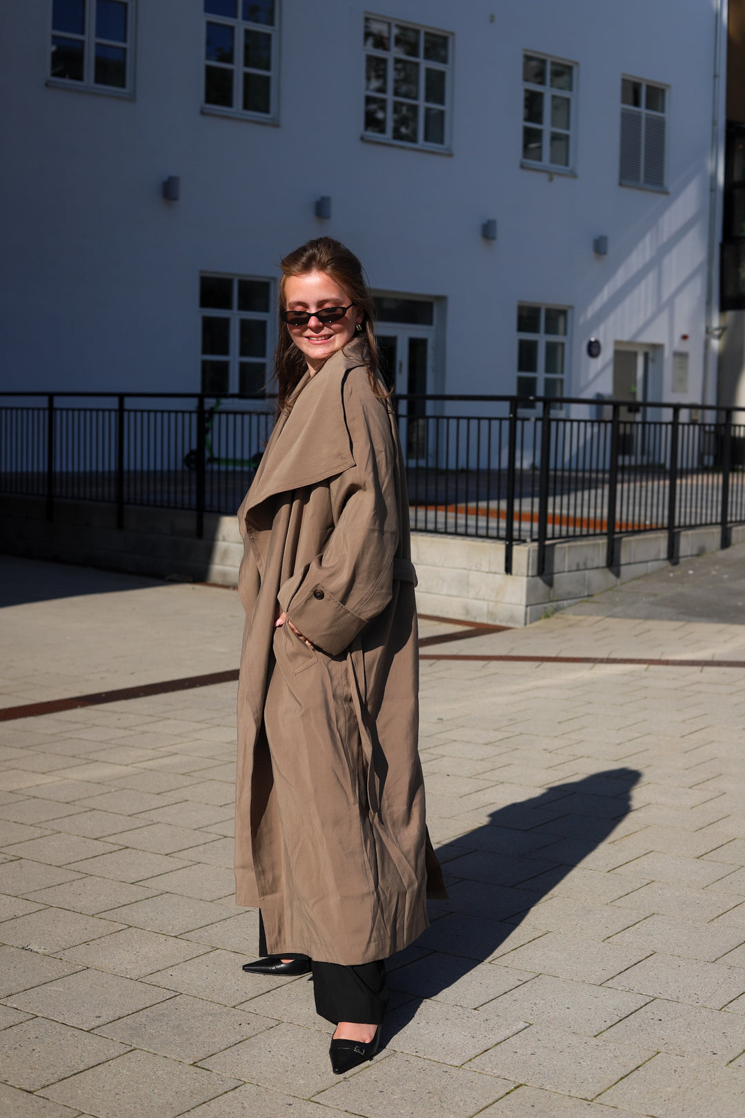 Atari Oversized Trenchcoat Khaki Brown