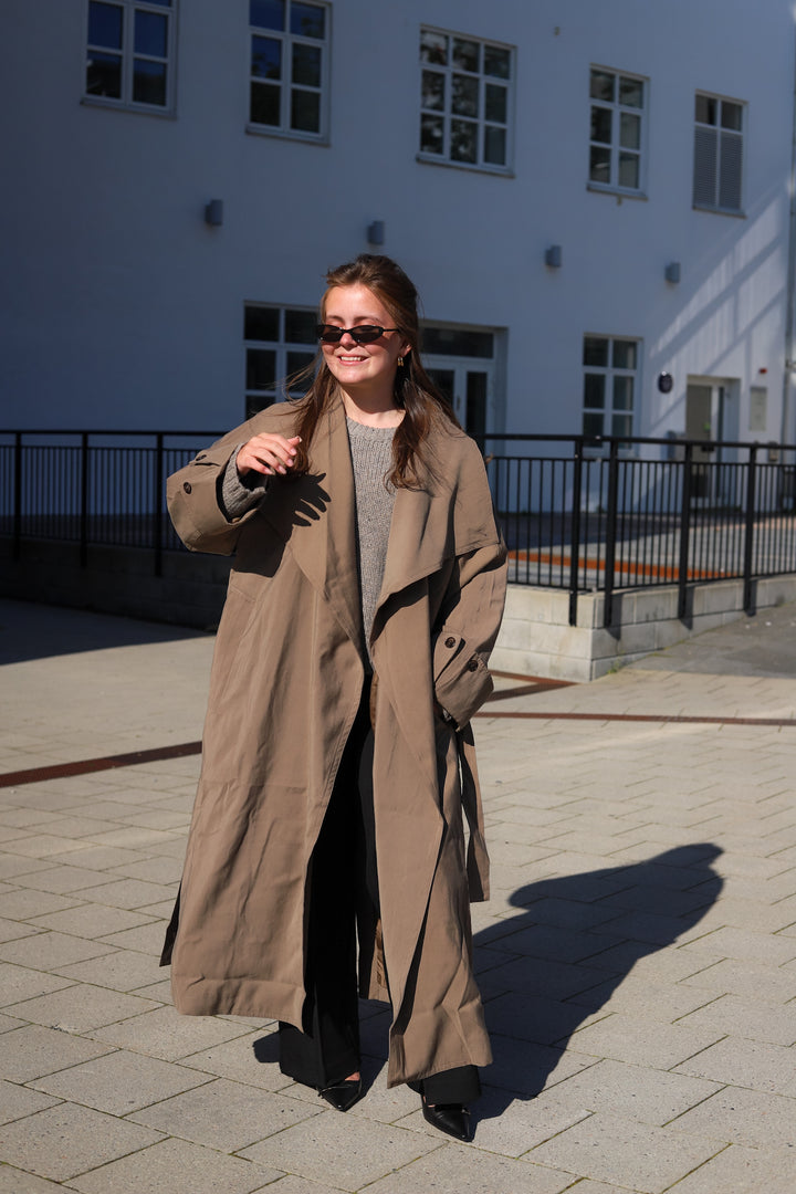 Atari Oversized Trenchcoat Khaki Brown