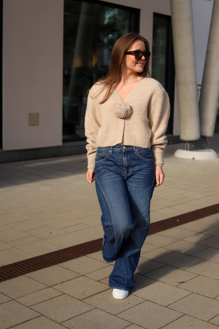 Knit Flower Cardigan Oxford Tan