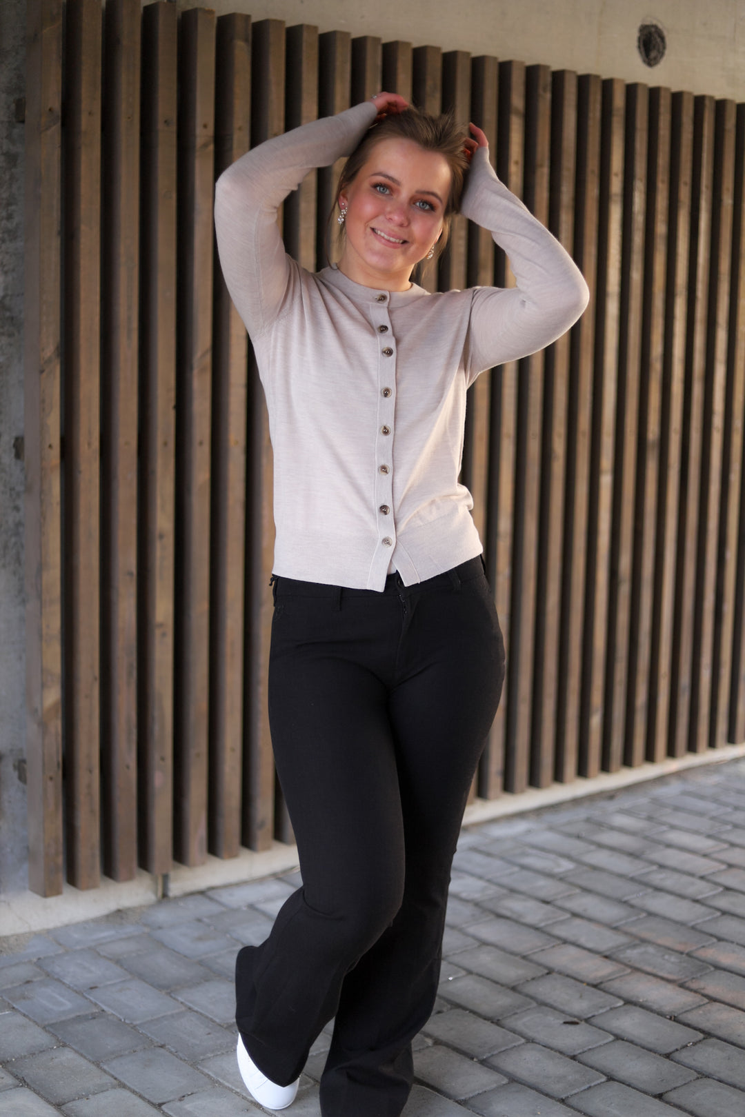 Rose Merino Cardigan Sand