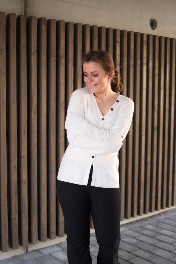 Freja Merino Cardigan Eggshell
