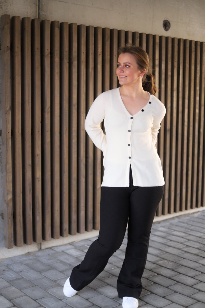 Freja Merino Cardigan Eggshell