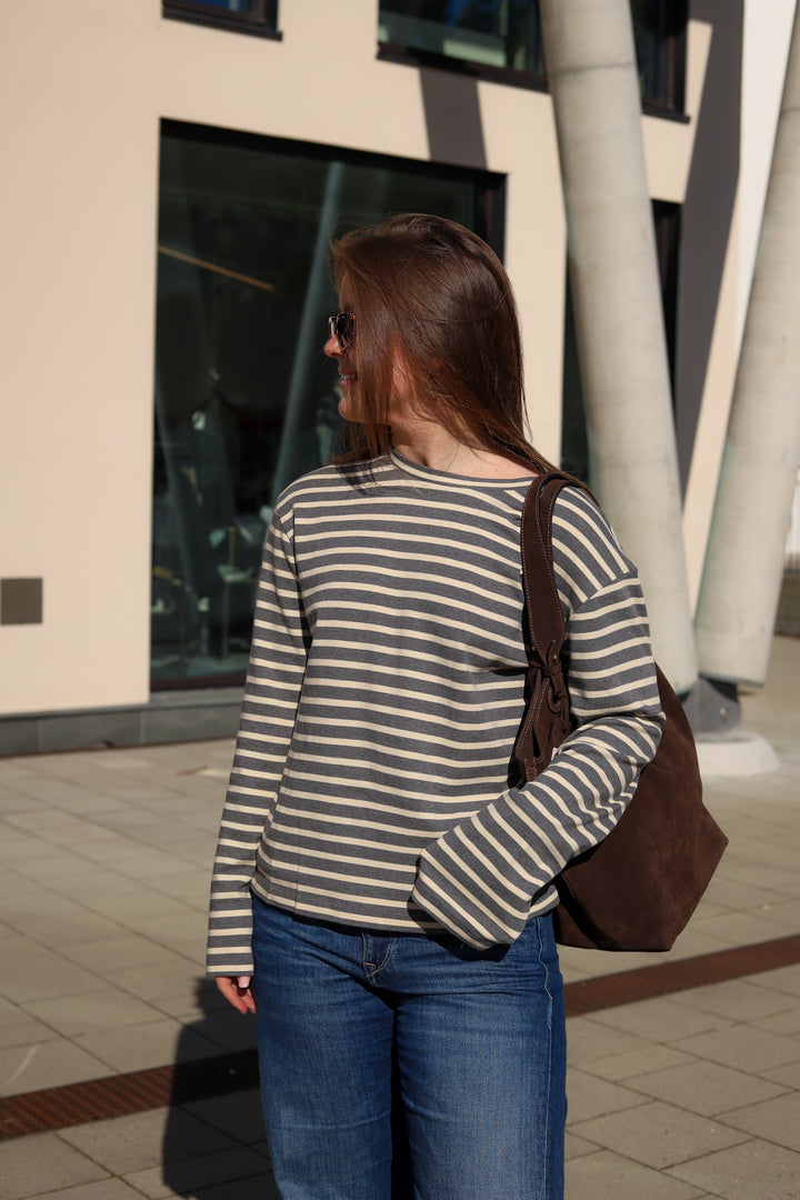 Nete O-Neck Tee Grey Melange