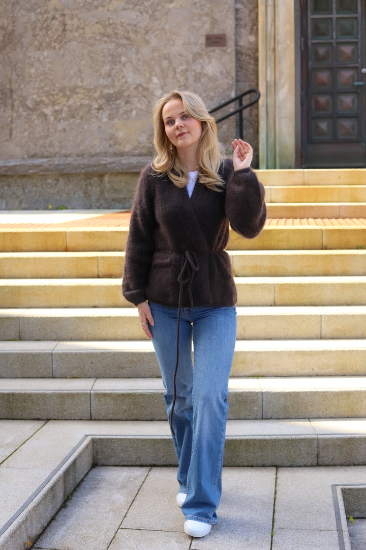 Fredrikke Chunky Cardigan Dark Brown