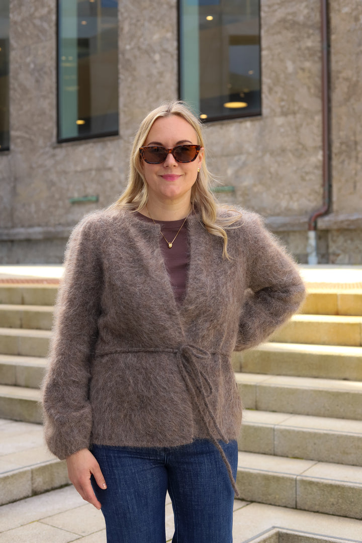 Fredrikke Chunky Cardigan Brown