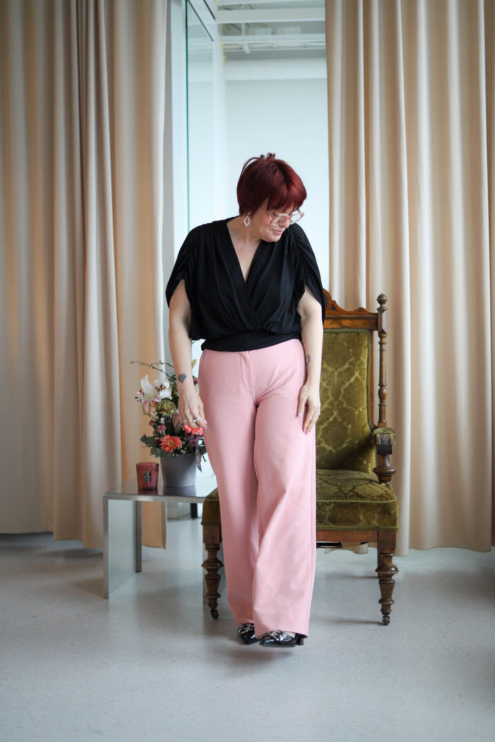 Conus Top Black